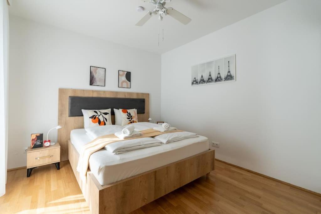 Sunny 1br With Balcony By Hm * Wien